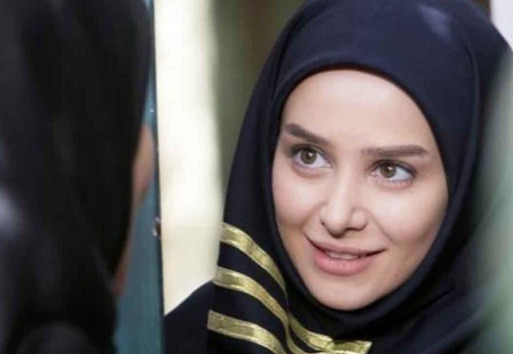عکس های قدیمی الناز حبیبی قبل از عمل های زیبایی ! / تغییراتش حیرت آور است !