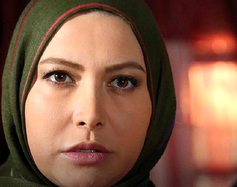 «پری سیما» سریال ستایش با تیپ و استایلی متفاوت در استانبول ترکیه + عکس