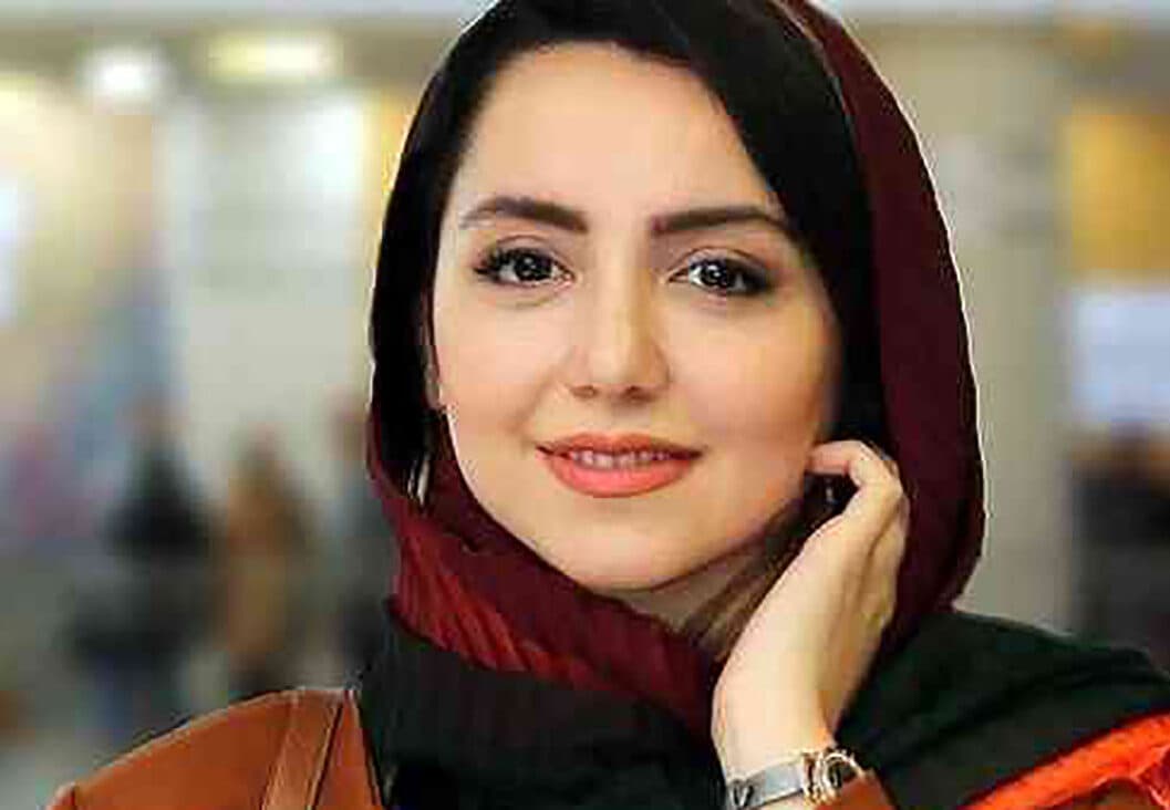 نازنین بیاتی و نگار فروزنده در یک قاب صمیمی
