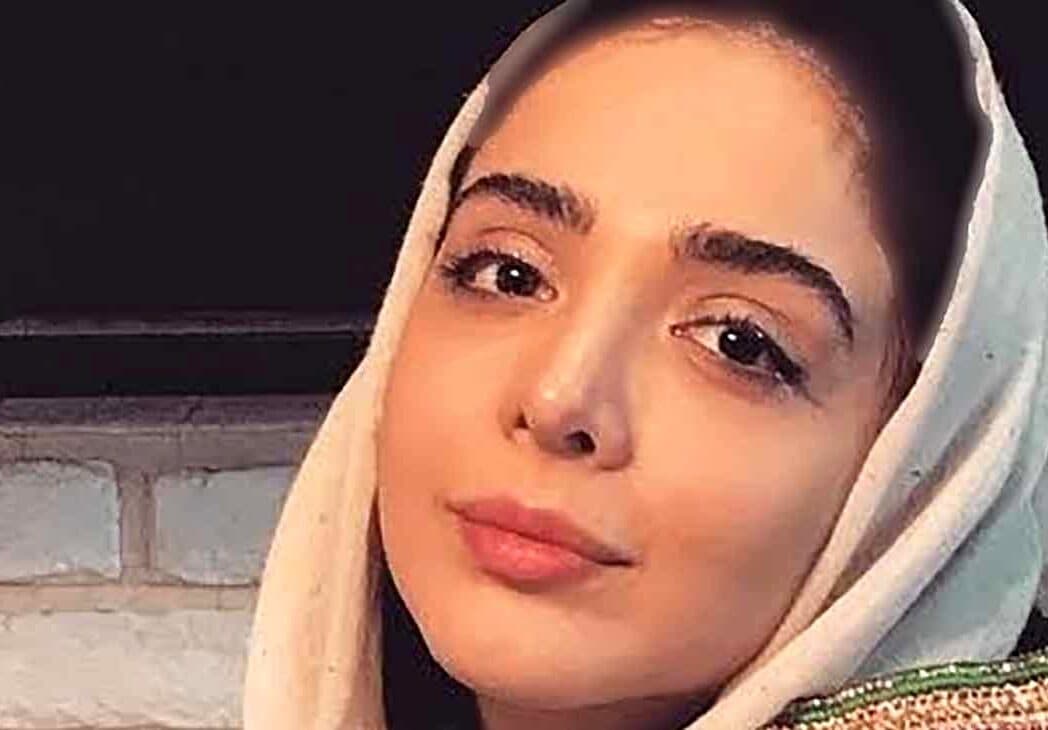(عکس) خلاقیت متفاوت و هوشمندانه المیرا دهقانی در ثبت عکس هنری در شب / تبدیل پشت بام به آتلیه عکاسی طبیعی !