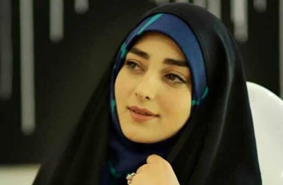 جنجال جدید ستاره سادات قطبی در اینستاگرام / تبدیل خانم زیبا از مجری چادری به بلاگر فضای مجازی !