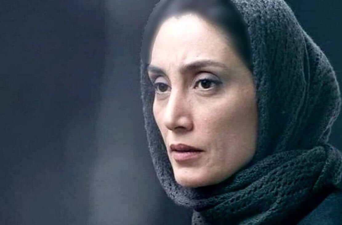 عکس های دیده نشده از کمک و آستین بالا زدن فوری هدیه تهرانی برای نجات هموطنان زلزله زده ایرانی در بم / دست مریزاد خانوم سوپراستار !