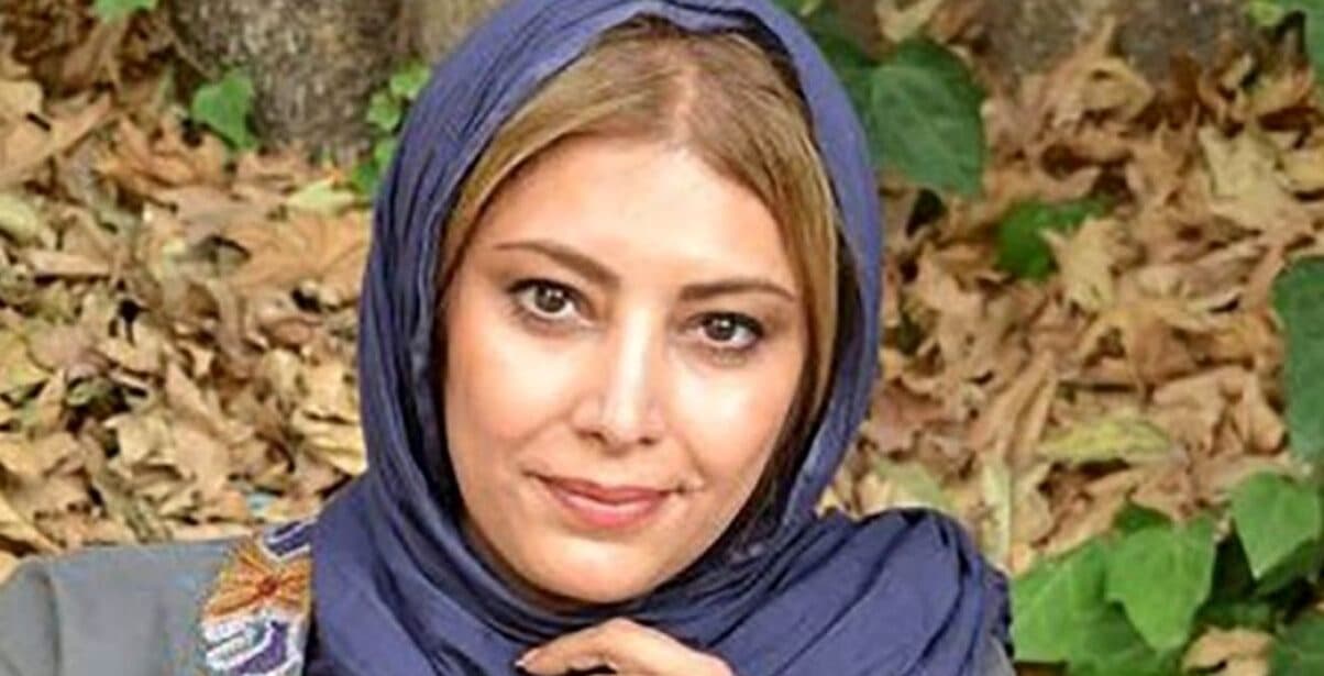 فیلم بلایی که دختر اوتیسمی لادن طباطبایی بر سر او آورد ! /  خانم بازیگر از دستان زخمی اش رونمایی  کرد