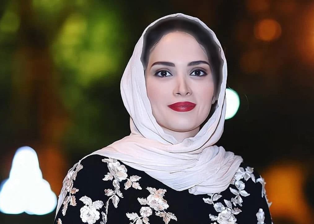 فیلم گریه های سوزناک بهنوش طباطبایی وسط جشن ! / میهمانان مبهوت شدند !