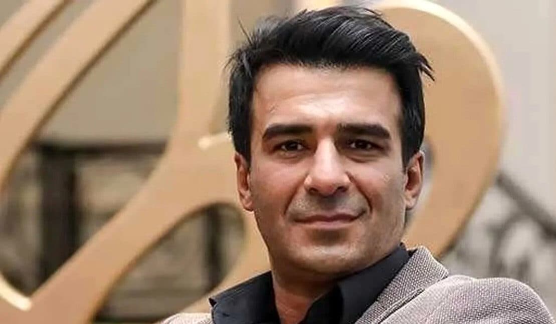 دورهمی دونفره و دلنشین یوسف تیموری به همراه مادرش در رستورانی شیک/ آقای بازیگری که کپی مامانشه+عکس