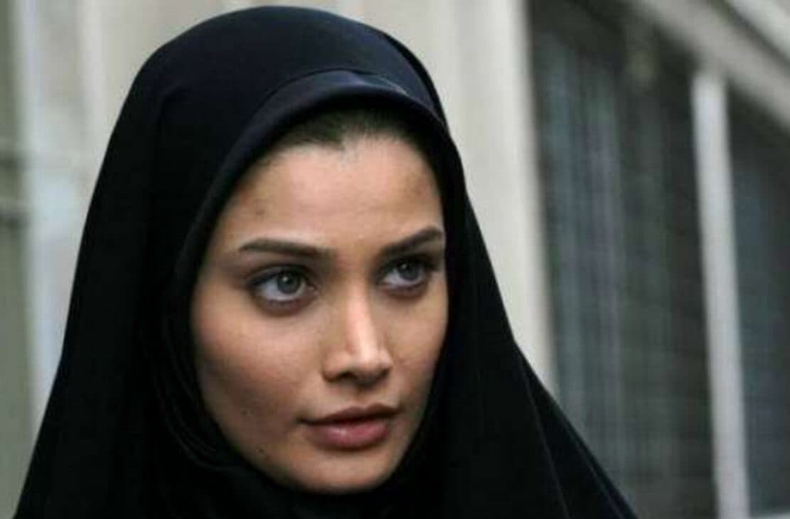 فیلم سانسور لازم و زننده تینا آخوندتبار در باشگاه زنانه ! / قدرت نمایی مردانه عروسکی ترین خانم بازیگر !