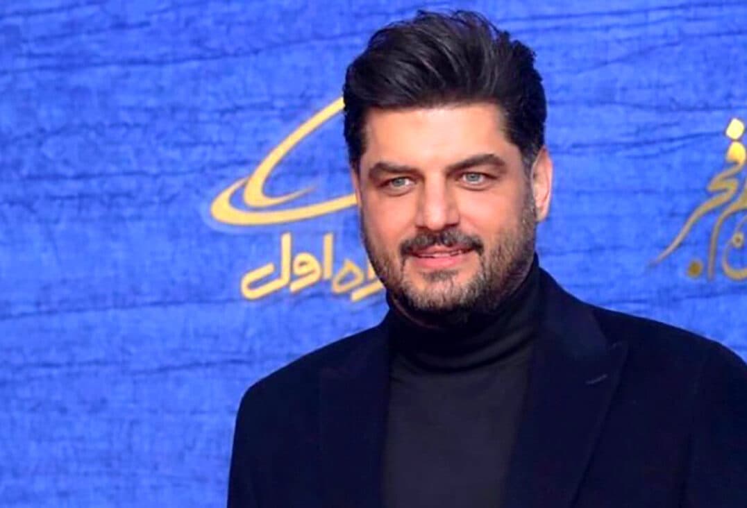 میزبانی جذاب علی ضیا از سام درخشانی و مادر چشم رنگی و جوانش در عید نوروز / چه مامان کم سن و سال و باکلاسی ! + فیلم