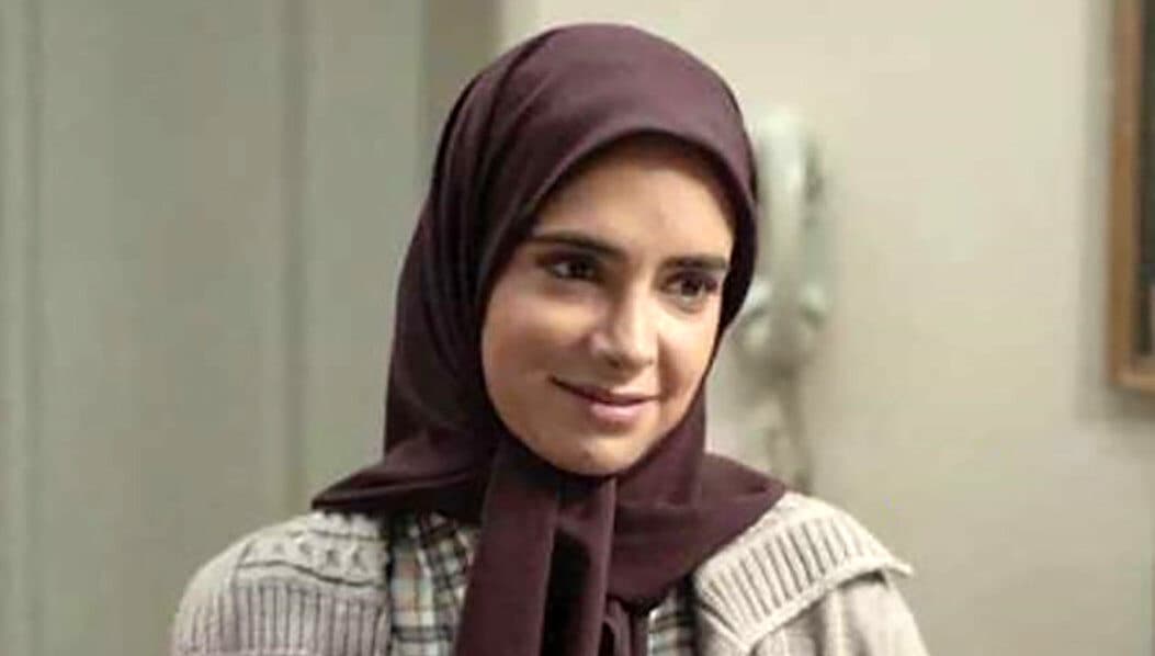 جذابیت خارج از سریال حنانه سریال گرگ و میش / از بازیگری تا مدلینگ !