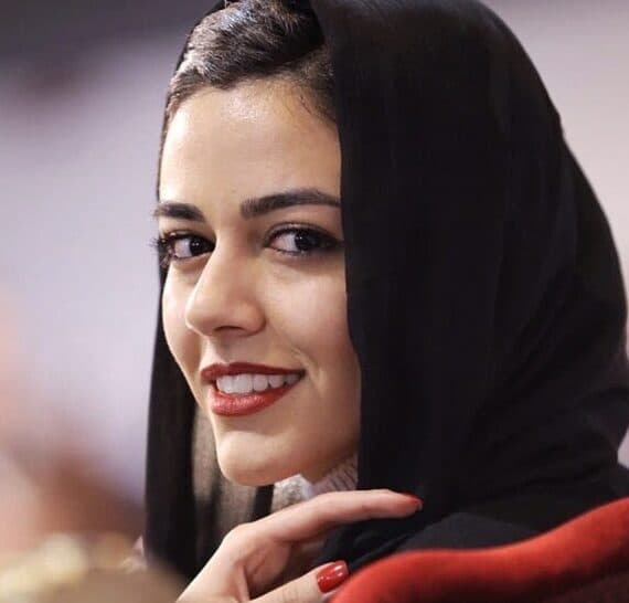 دو عکس از ماهور الوند و عموی مرحومش، خشایار الوند، نویسنده سریال پایتخت با کلی تفاوت / بچه‌ها بزرگ میشن و بزرگا پیر میشن و بعدش…