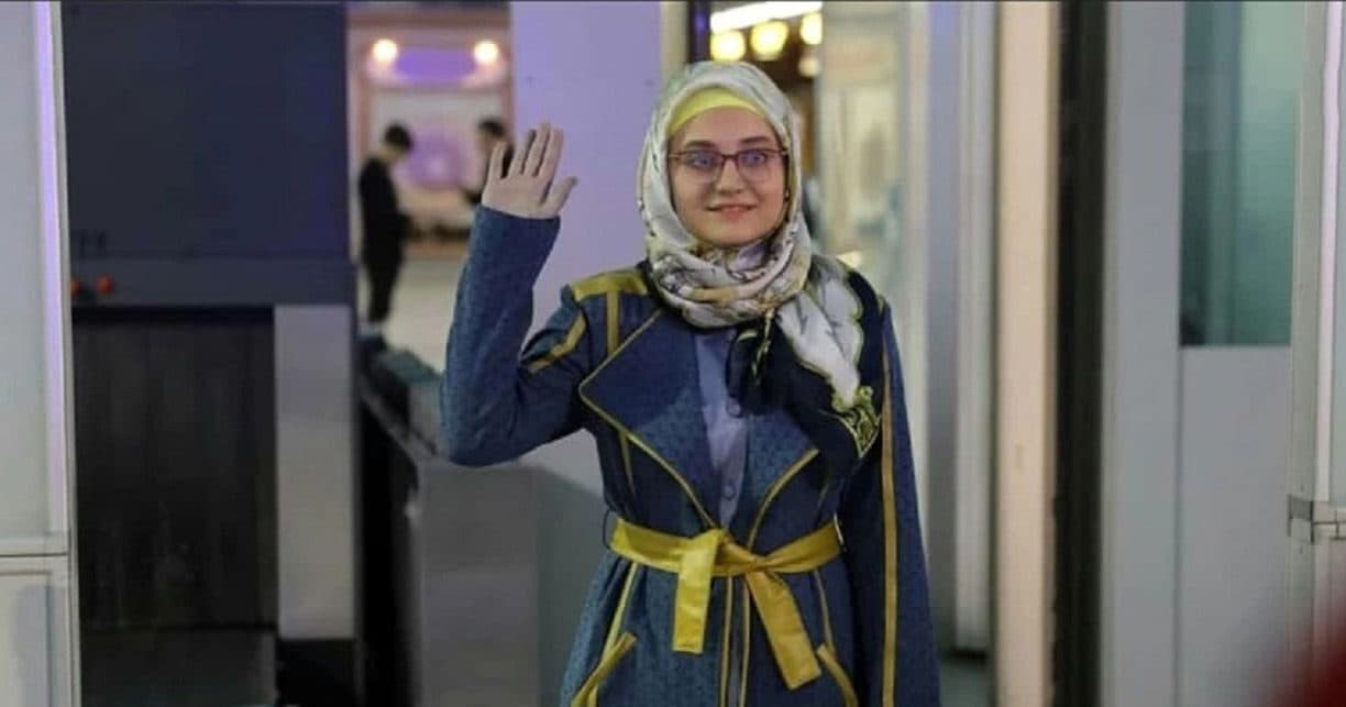 این دختر فوق زیبا همان  «مومو» ی سریال بچه مهندس است ! / دگرگونی کامل چهره مهتاب جامی را ببینید ! + عکس ها