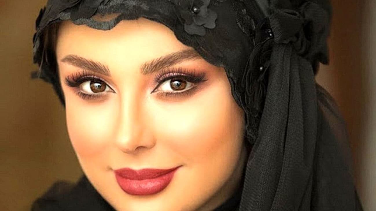 عکس لحظه زایمان نیوشا ضیغمی با آرایش غلیظ ! / دخترش از اول ناز و زیبا بود !
