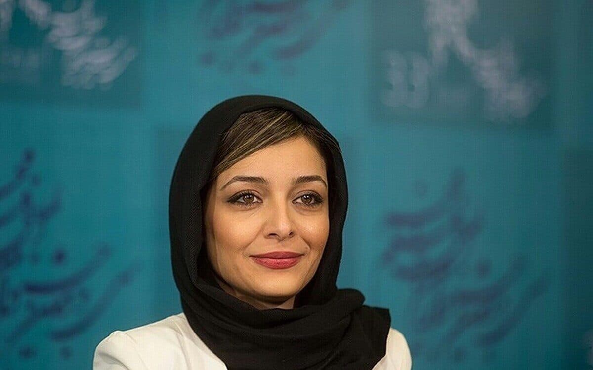 نگاهی به خونه زندگی لوکس و دلباز ساره بیات با چیدمان آنتیک و شیک/ خونه نگو عتیقه فروشی بگو+عکس