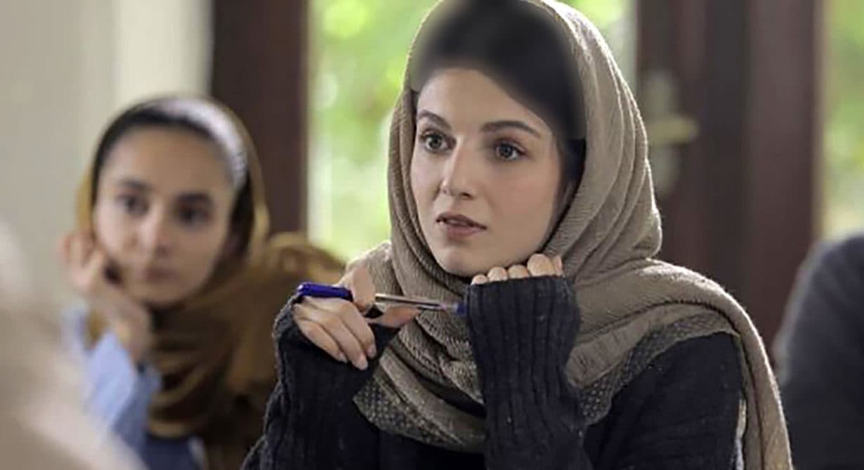 چهره و استایل مدلینگی ومتفاوت بازیگر سریال افعی  / مهسا حجازی شکل روس ها شده!