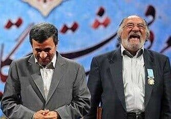 داریوش ارجمند: بد نامی نشستن کنار احمدی نژاد را به جان خریدم که موسسه پا بگیرد