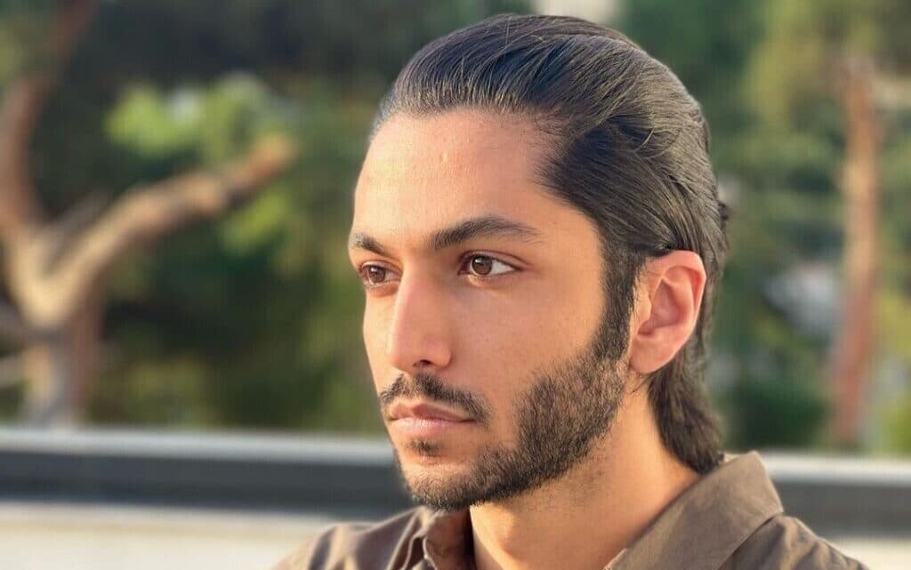 ترکیب جذاب صدای زیبای کیسان دیباج و دارا حیایی با آهنگ زیرگنبد کبود/ رفاقتشون خیلی قشنگه+ویدیو