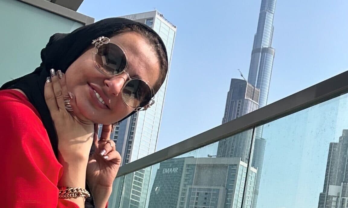 نفیسه روشن در راه بازگشت از دُبی: من ایران رو به هیچ جا نمیفروشم لااقل میشه توش ناموس و انسانیت رو پیدا کرد+عکس