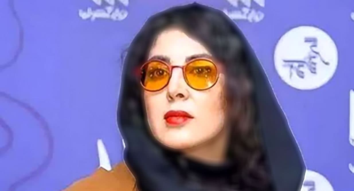 جذابیت لیلا بلوکات و خواهر زیبایش در اکران  مردمی ! / پر پوشی عجیب و لباس عروس توری خانم بازیگر ! + عکس ها
