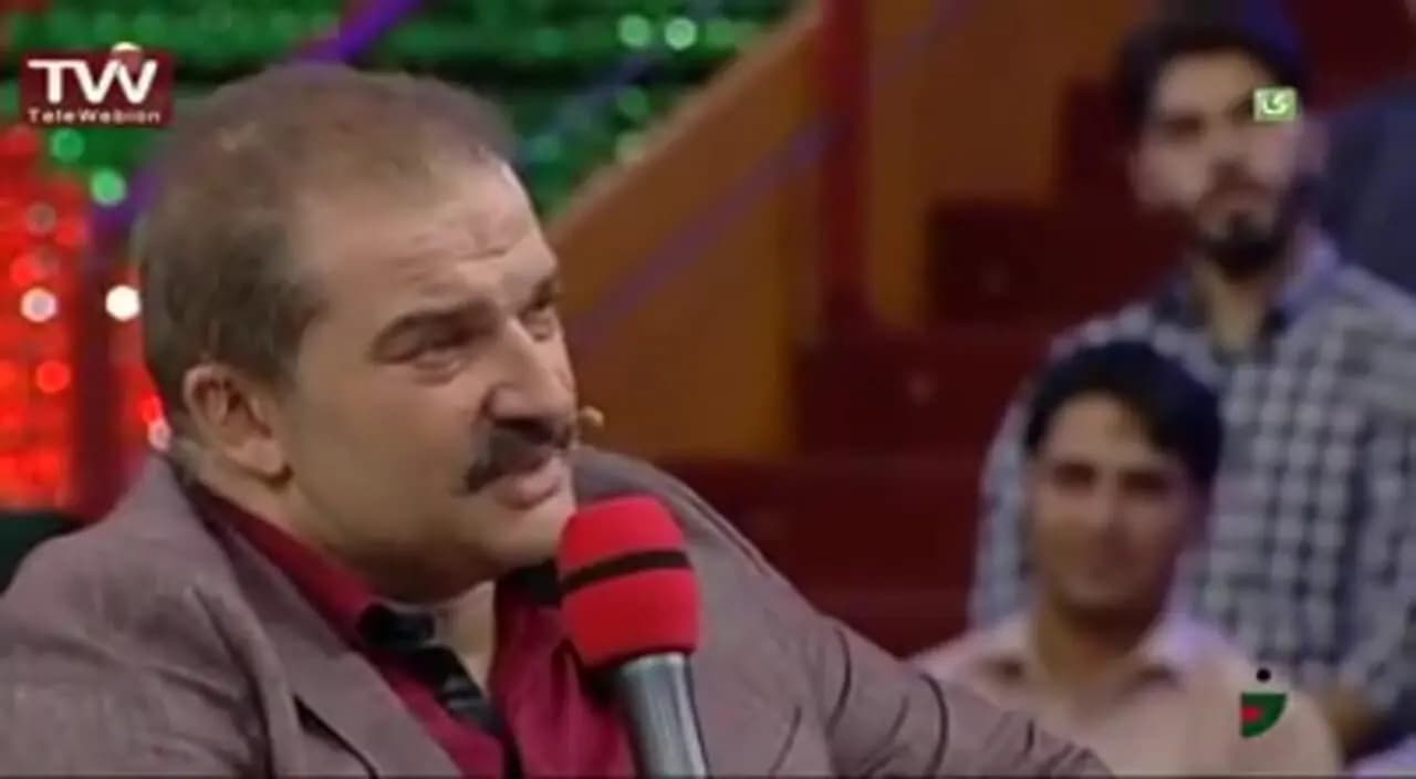 آواز احساسی / مهدی سلطانی آنقدر  لطیف و با حس در این دنیا رو خوند که همه میخکوب صحنه شدن
