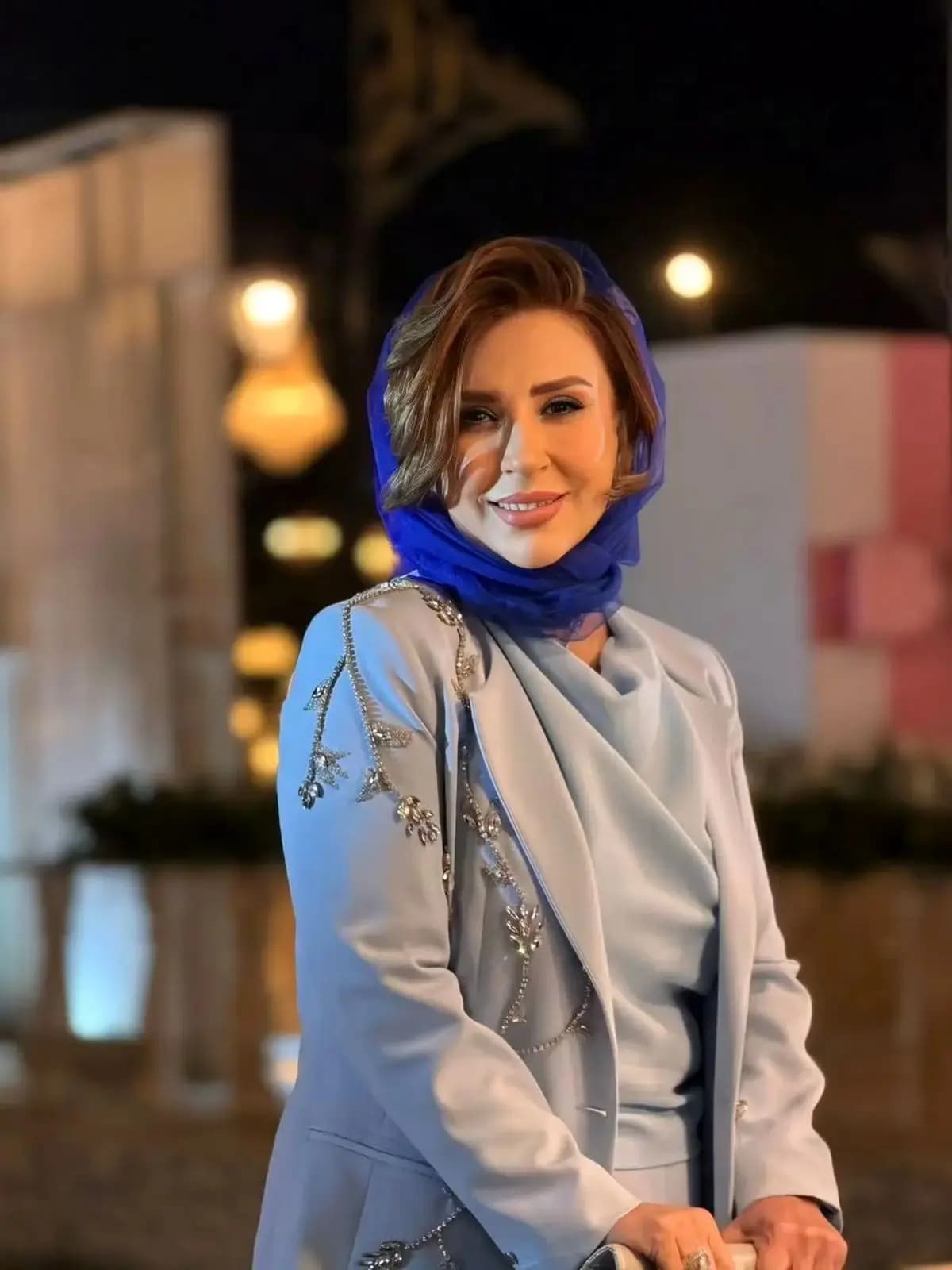 چیتان پیتان مرجانه گلچین در عروسی مریم مومن؛ همه شوکه از استایل جوانانه خانم بازیگر!