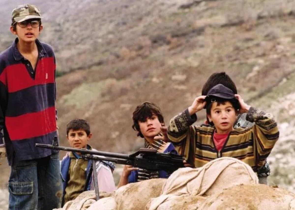 رازهای شوکه‌کننده پشت صحنه «لاک‌پشت‌ها هم پرواز می‌کنند»! کودکانی که از نیستی گریختند!