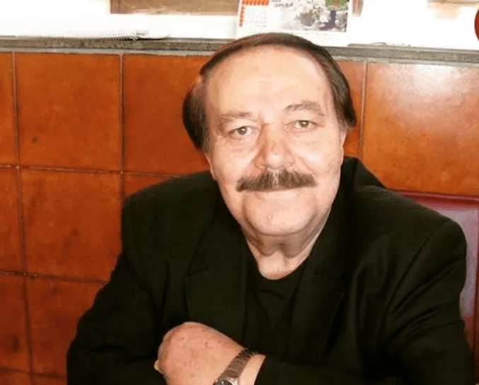 شوکه‌کننده! «همایون» بازیگر قدیمی، جوان‌تر از همیشه در ۷۸ سالگی دیده شد!
