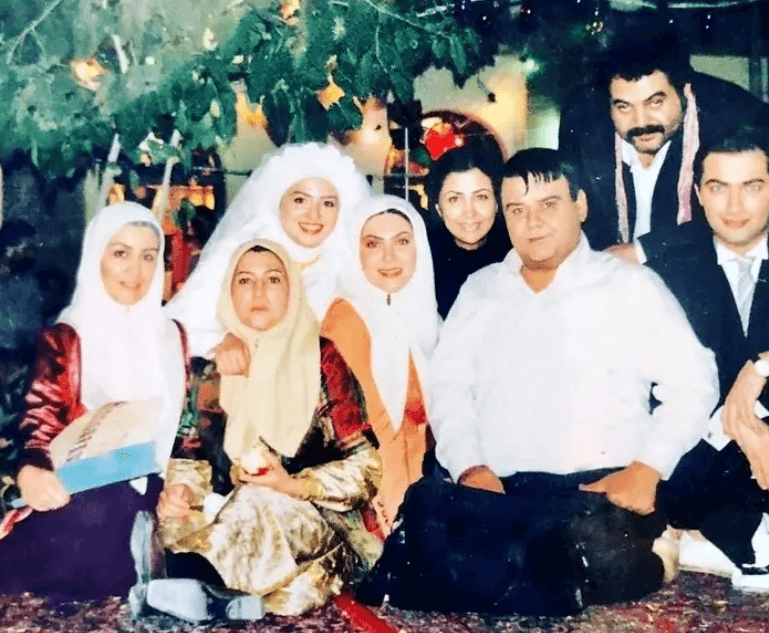 جشن عروسی لاکچری گلاره عباسی در 25 سالگی؛ جزئیاتی که تا حالا نمی‌دانستید!