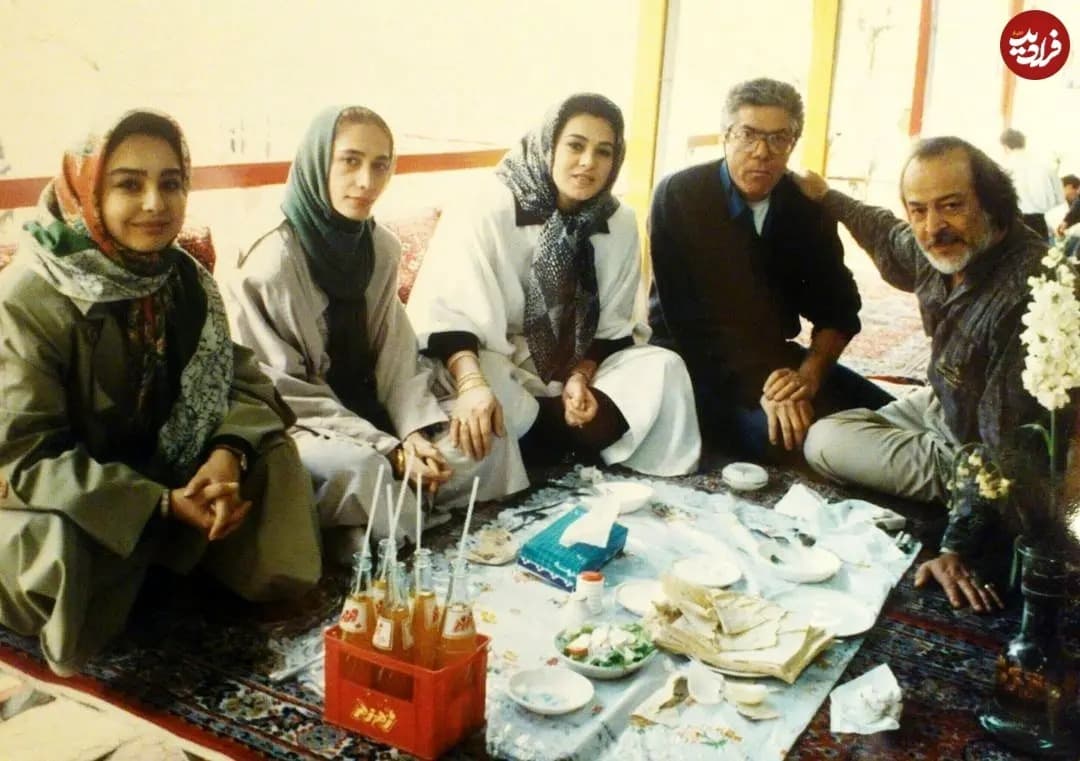 حضور افسانه‌ای نسرین مقانلو و ایرج قادری در رستوران دربند؛ این عکس قدیمی دوباره داغ شد!