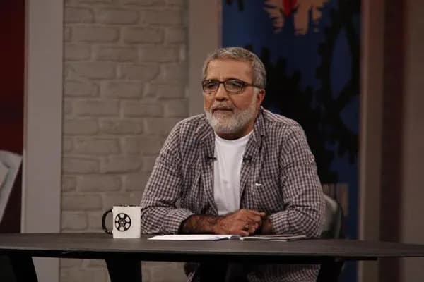 تصاویر خاطرهانگیزتان از مراسم وداع بهروز افخمی را با ما به اشتراک بگذارید