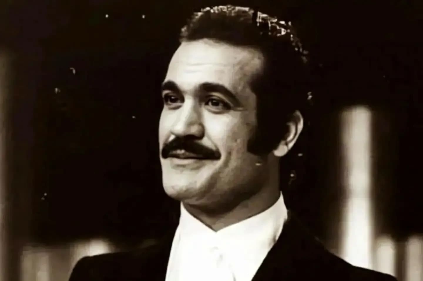 تصاویر جذاب؛ نوجوانی «فریدون فرخزاد» در دهه ۳۰ با چهرهای متفاوت!