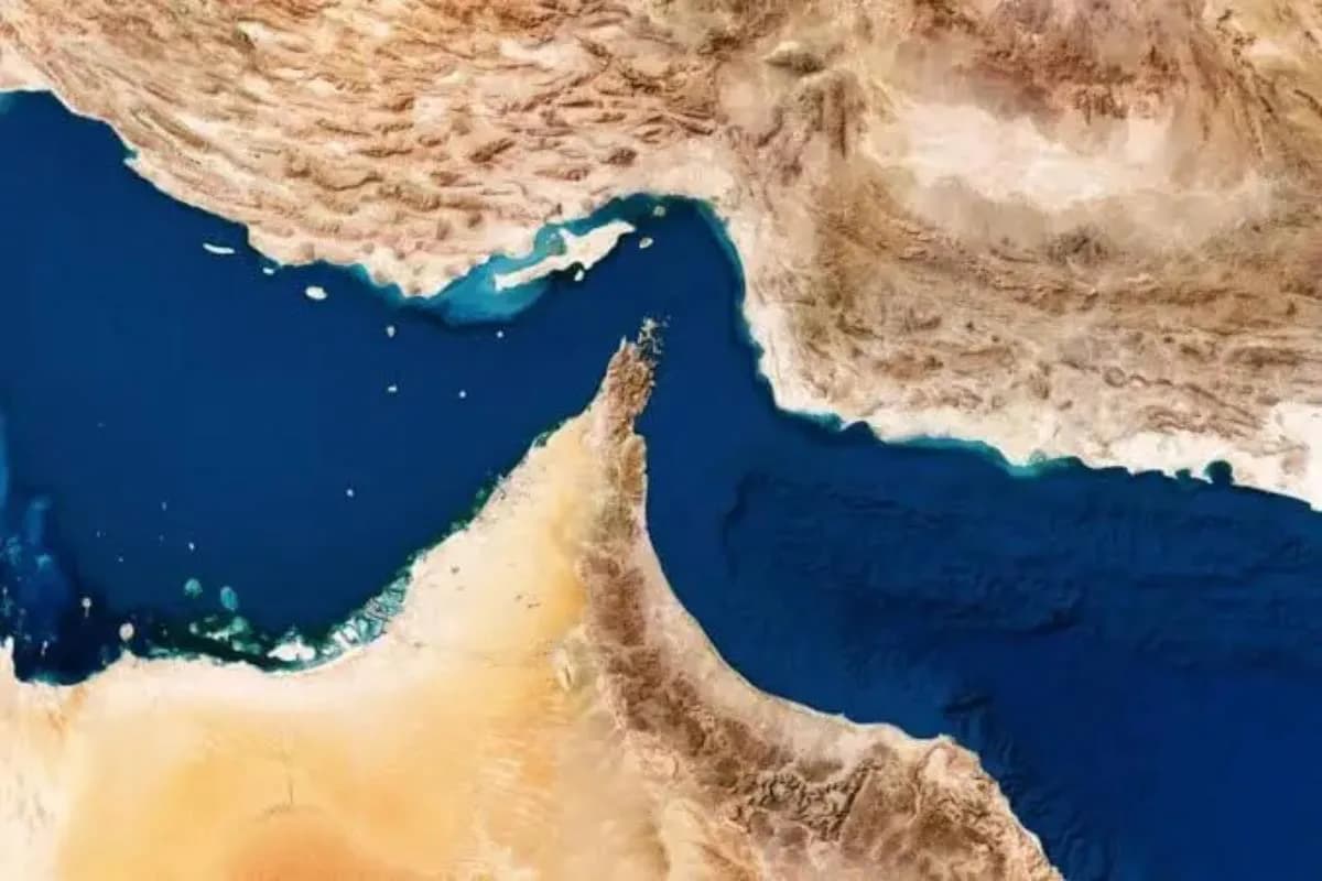 موضع گیری عمان درباره عوارض تنگه هرمز؛ آیا هزینهها تغییر میکنند؟
