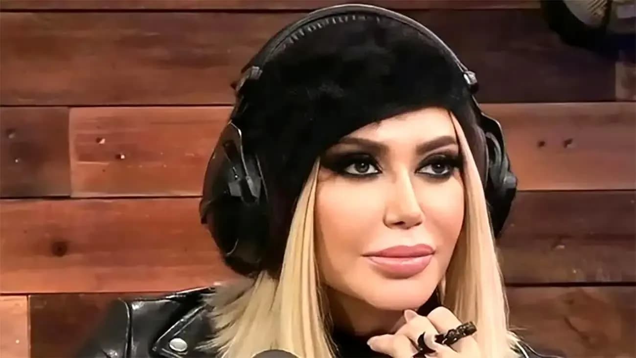 عکس تاریخی: شهره صولتی 19 ساله در کنار همسر اول گوگوش در سال 56