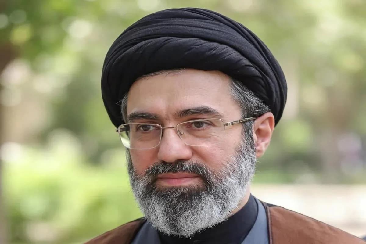 پیام مهم رهبر انقلاب: پردهبرداری از چهره واقعی آمریکا