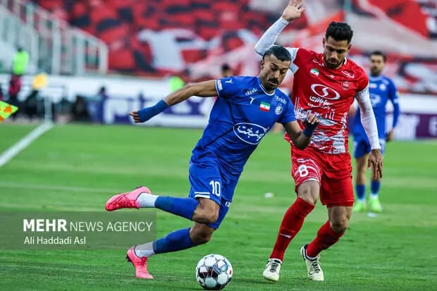بررسی خریدهای جدید استقلال و پرسپولیس؛ بازیکنان جدا شده کدامند؟