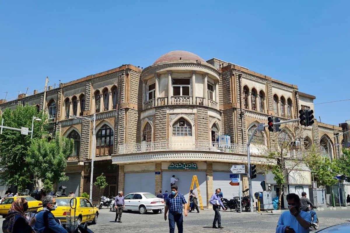 عکسهای نایاب از خیابان لالهزار در دوران احمدشاه قاجار