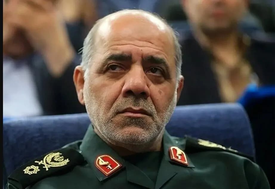 دیدار فرمانده قرارگاه خاتم الانبیا با خانواده شهید خادمی؛ چهرهای تکرارنشدنی در امنیت کشور