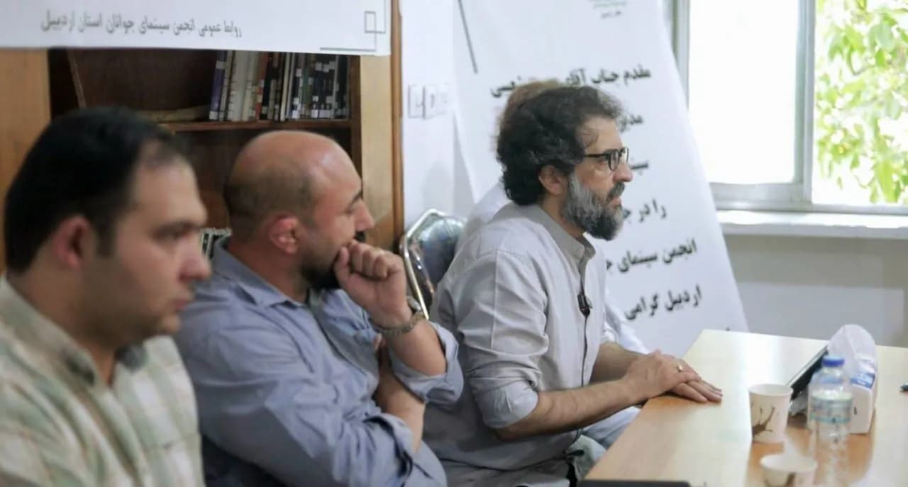 مدیرعامل انجمن با اهالی هنر و سینمای اردبیل دیدار کرد