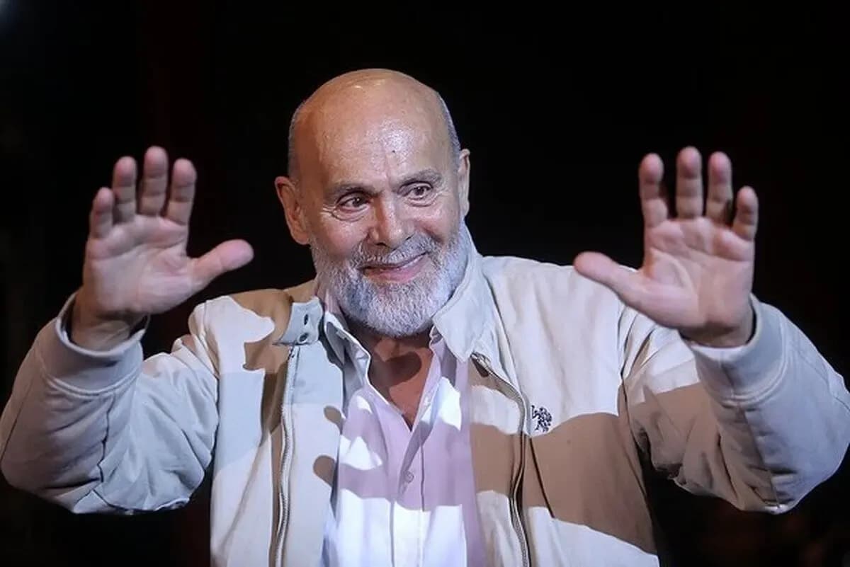 عکس دیدهنشده از «جمشید هاشمپور» و «لیلی» در فیلم «عشقیها» سال 50