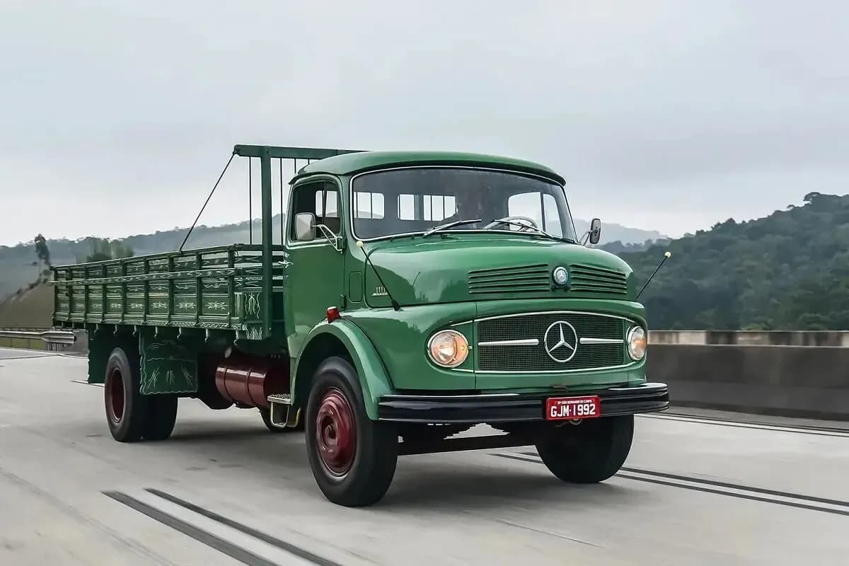 مرسدس بنز L-1113؛ بررسی کامل اسب کاری نوستالژیک + اینفوگرافیک