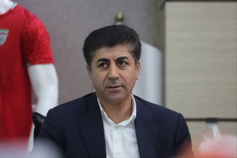مدیر جنجالی فدراسیون: شایعه برکناری حقیقت ندارد!