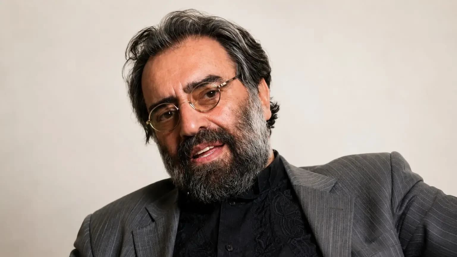 7 مرداد؛ تولد مسعود کیمیایی، سینماگری که کوچه و خیابان را به تصویر کشید