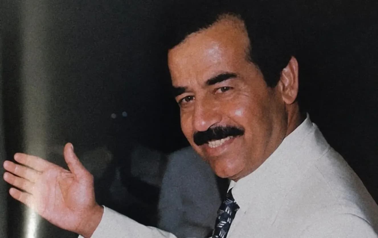 عکس دیده نشده از صدام حسین؛ رقابت تیراندازی با عشایر عراقی در دهه 50