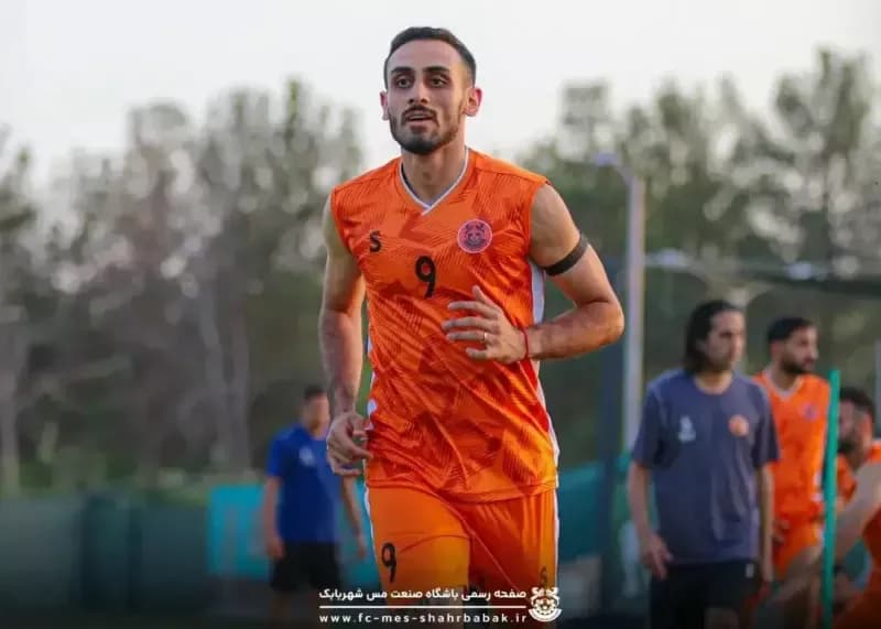 بازگشت ستاره پرسپولیس به تهران؛ آماده برای دربی حساس