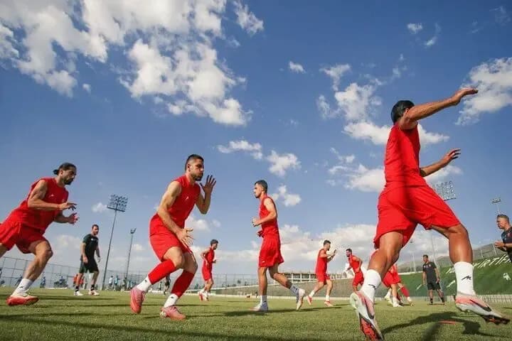 چرا مهدی تارتار باید درباره نقل و انتقالات پرسپولیس توضیح دهد؟