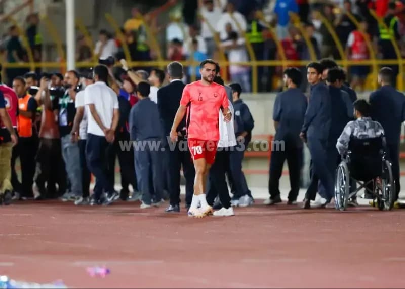 عکس جنجالی مشهورترین تماشاگر خارجی بازی پرسپولیس!