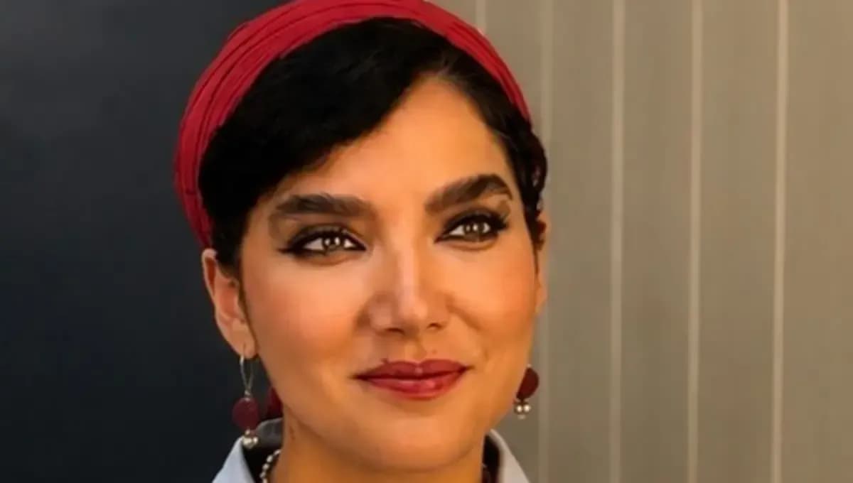 عکس جذاب سارا رسول زاده با استایل متفاوت و هدبند خاص