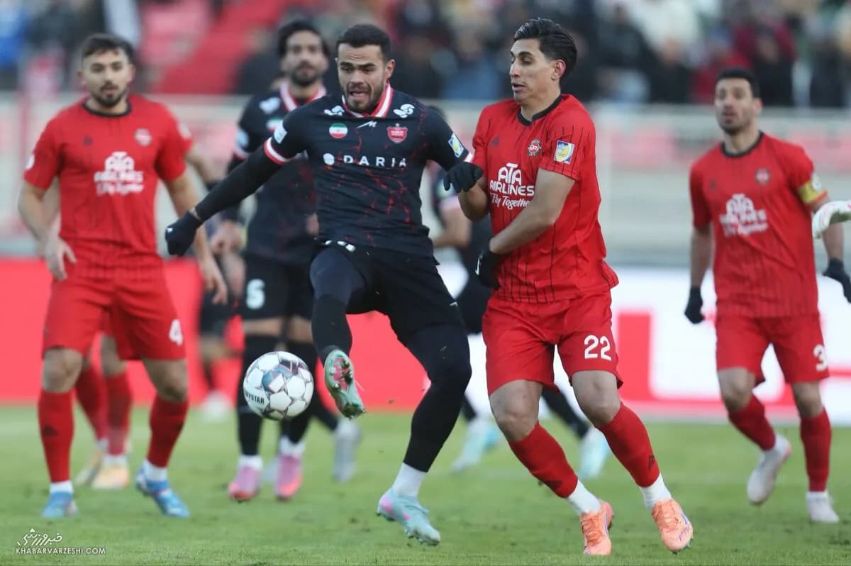 ترکیب متفاوت پرسپولیس در رقابت با تراکتور لو رفت + عکس