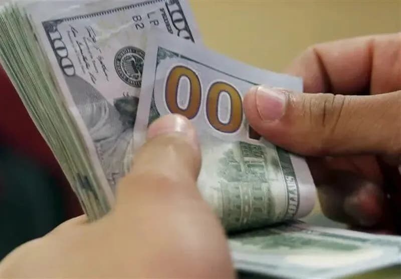 افزایش قیمت دلار در بازار آزاد؛ پیامدهای جدید اظهارات ترامپ - یکشنبه 1 شهریور 1405