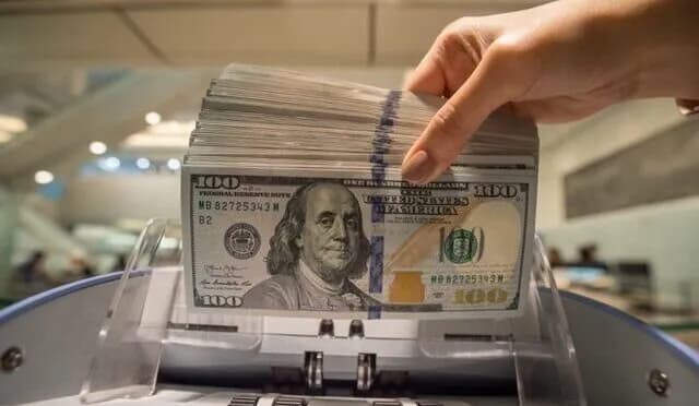 رکورد تاریخی دلار در بازار آزاد؛ قیمت امروز دلار چقدر شد؟