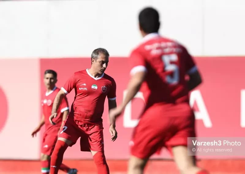 چرا پرسپولیس باید یک هافبک جدید بخرد؟