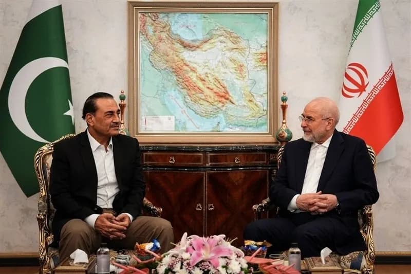 شروط ایران درباره تنگه هرمز؛ اعلام شفاف از طریق واسطه پاکستانی